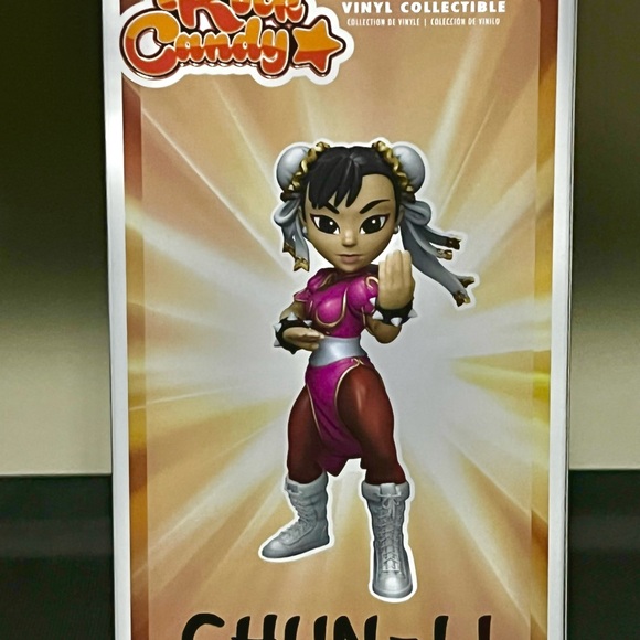 Chun-Li (Pink) - Street Fighter - Picture 3 of 3